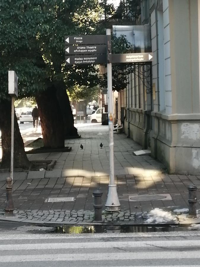 Apartments In The Historical Center Of Batumi, Near The Seaside Park ภายนอก รูปภาพ